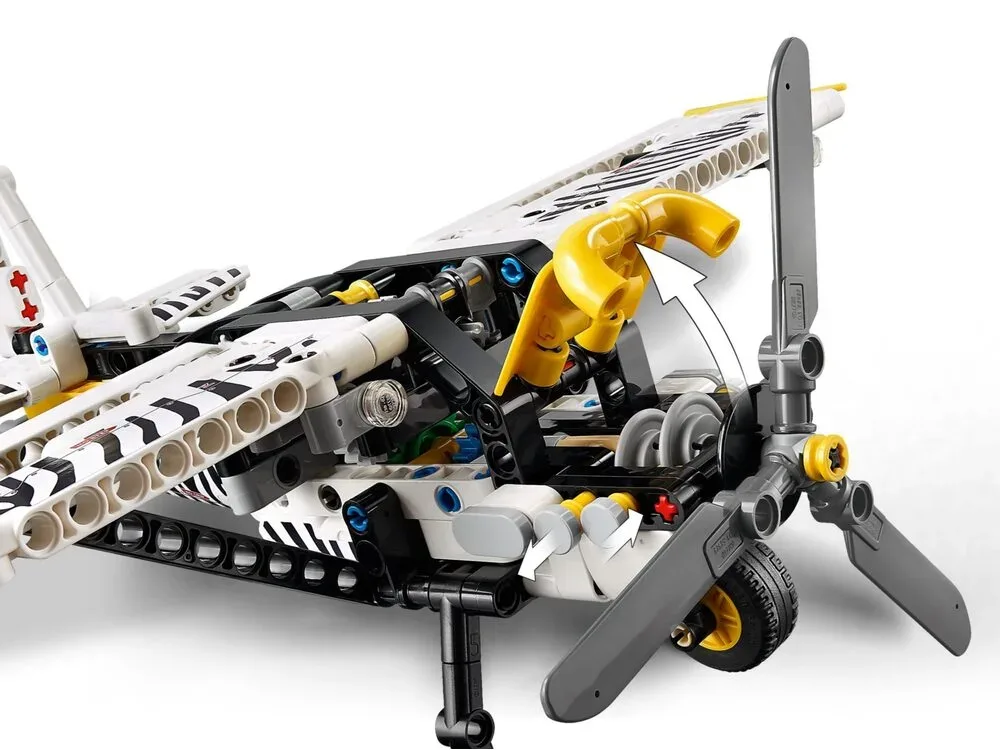 Конструктор LEGO Technic Буш-самолёт (42198) — фото 6
