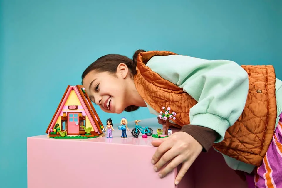 Конструктор LEGO Friends Домик для кемпинга на природе (42682) — фото 10