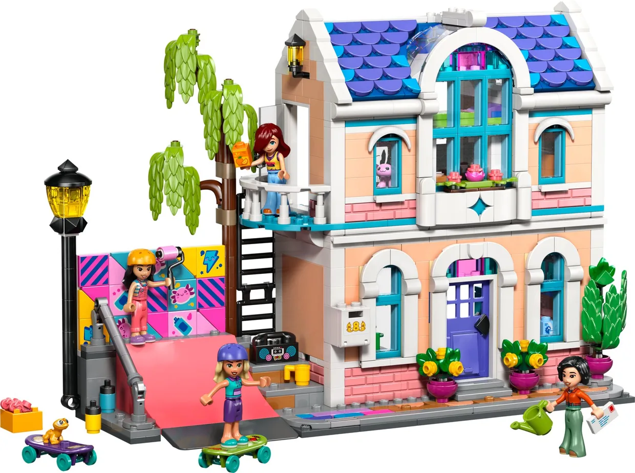 Конструктор LEGO Friends Семейный дом Лианн (42687)