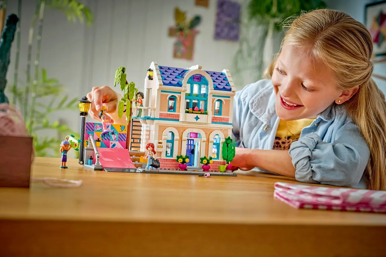 Конструктор LEGO Friends Семейный дом Лианн (42687) — фото 8