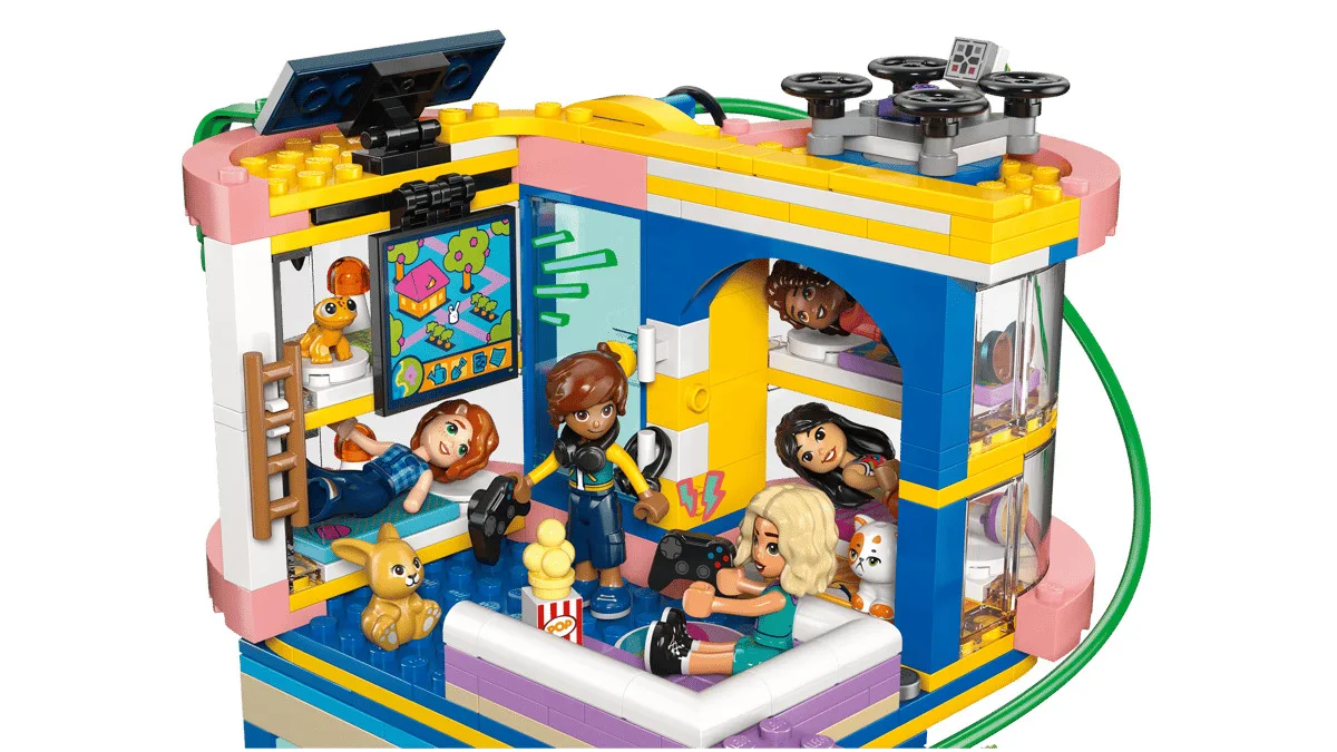 Конструктор LEGO Friends Клубный дом друзей в Хартлейк-Сити (42689) — фото 4