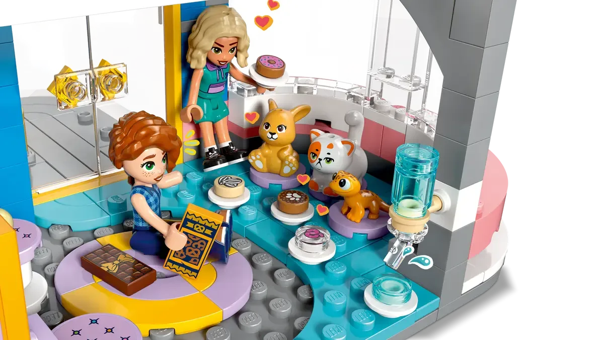 Конструктор LEGO Friends Клубный дом друзей в Хартлейк-Сити (42689) — фото 6