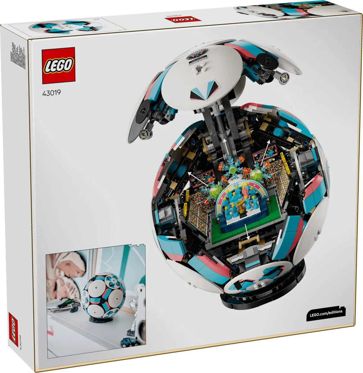 Конструктор LEGO Editions Football Футбольний м'яч (43019) — фото 10