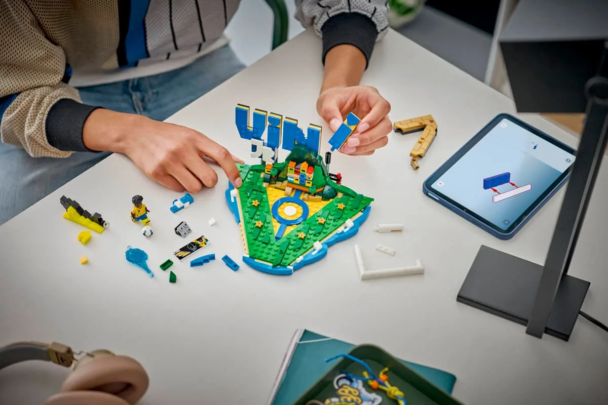 Конструктор LEGO Editions Винисиус Жуниор — лучшие футбольные моменты (43027) — фото 7