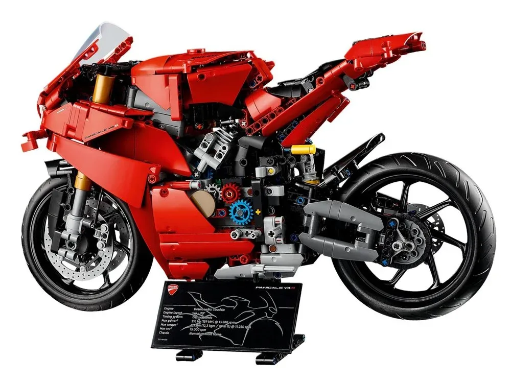 Конструктор LEGO Technic Мотоцикл Ducati Panigale V4 S (42202) — фото 2