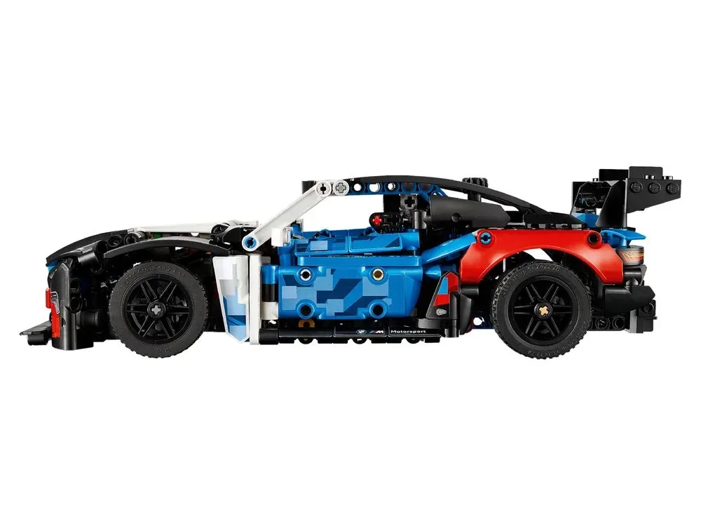 Конструктор LEGO Technic Гоночний автомобіль BMW M4 GT3 EVO (42226) — фото 4