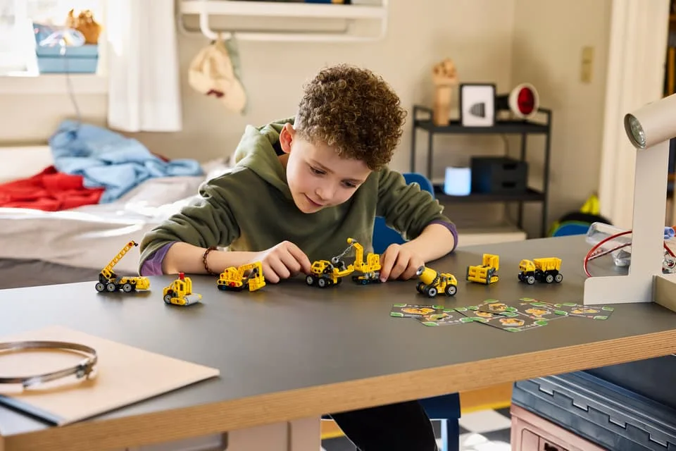 Конструктор LEGO Technic Мощные машины, бокс-сюрприз (42233) — фото 7