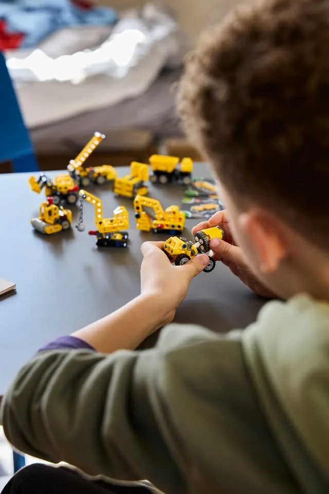Конструктор LEGO Technic Мощные машины, бокс-сюрприз (42233) — фото 8