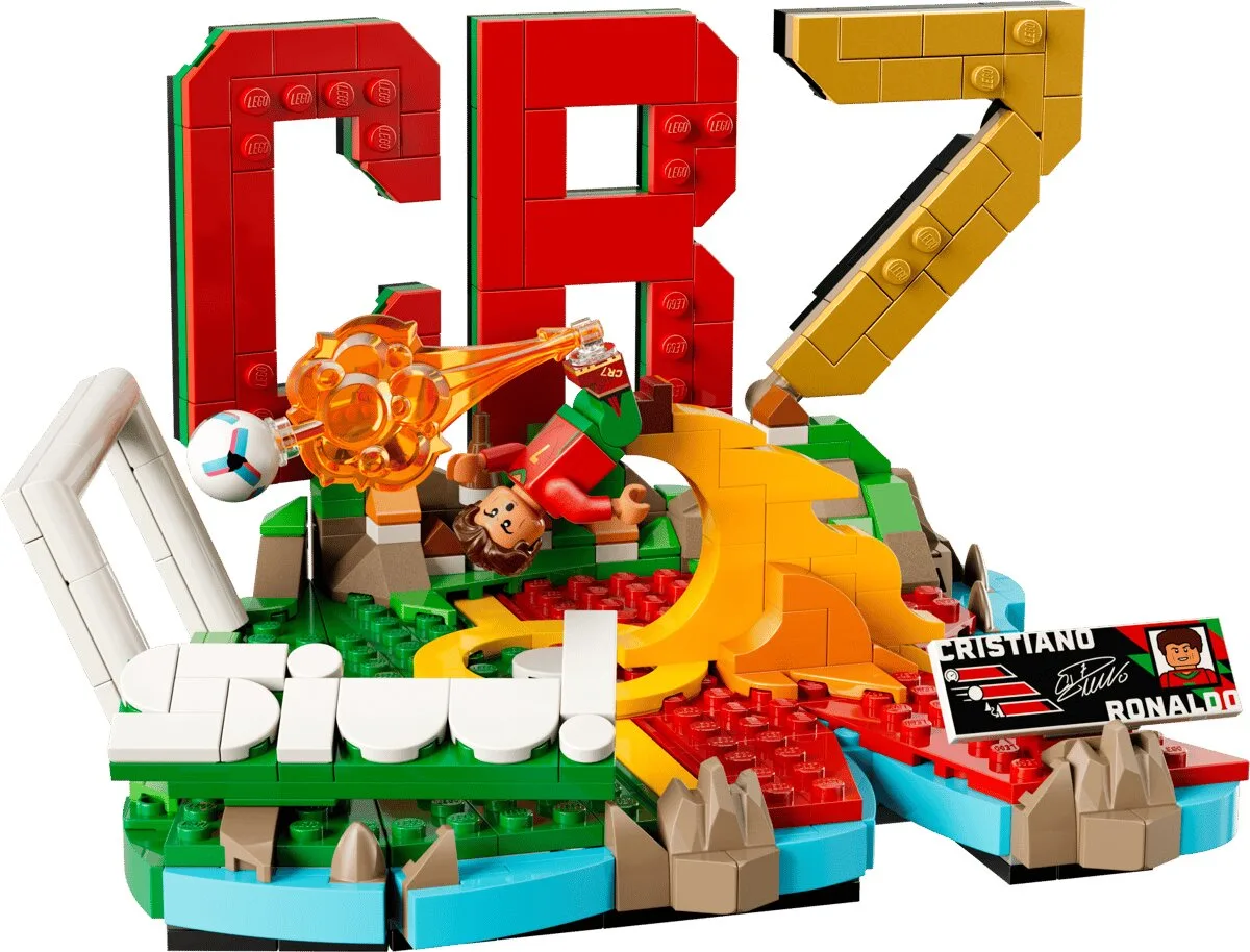 Конструктор LEGO Editions Криштиану Роналду — лучшие футбольные моменты (43012)