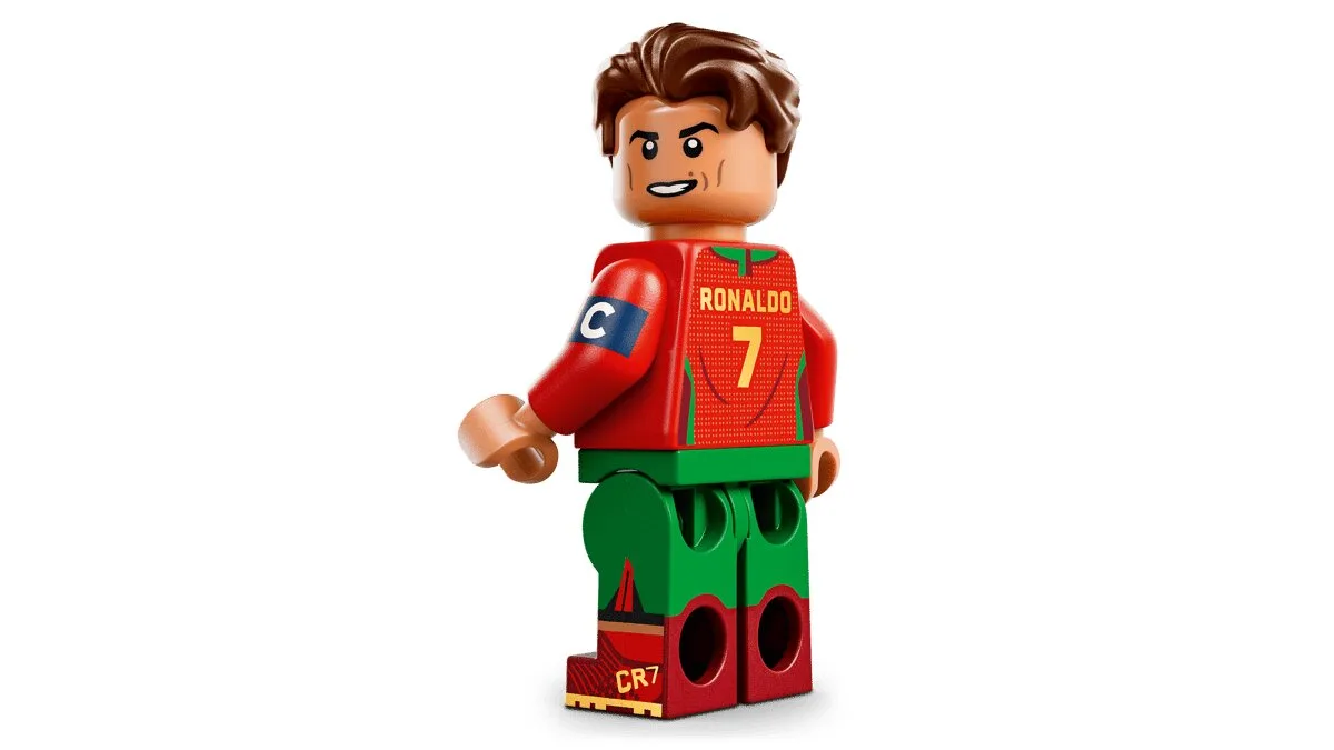 Конструктор LEGO Editions Криштиану Роналду — лучшие футбольные моменты (43012) — фото 4