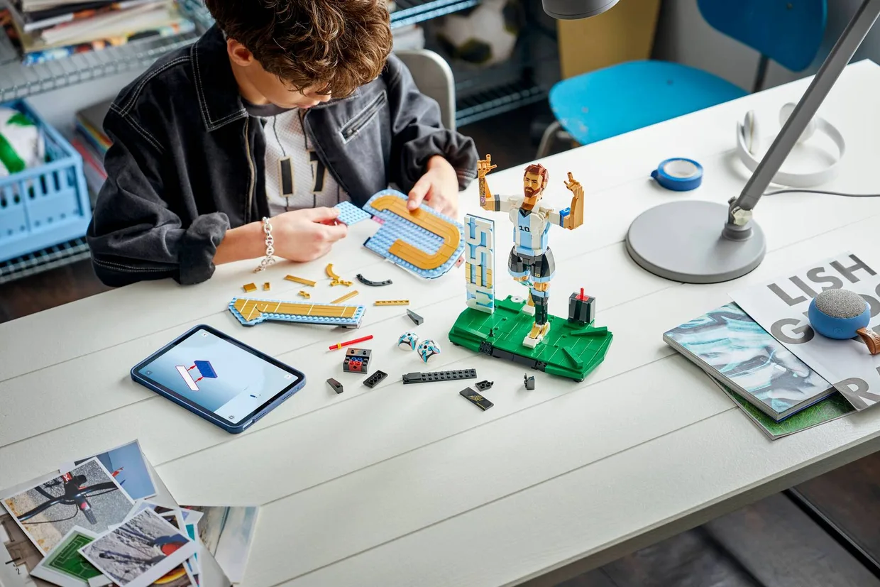Конструктор LEGO Editions Лионель Месси — легенда футбола (43015) — фото 5