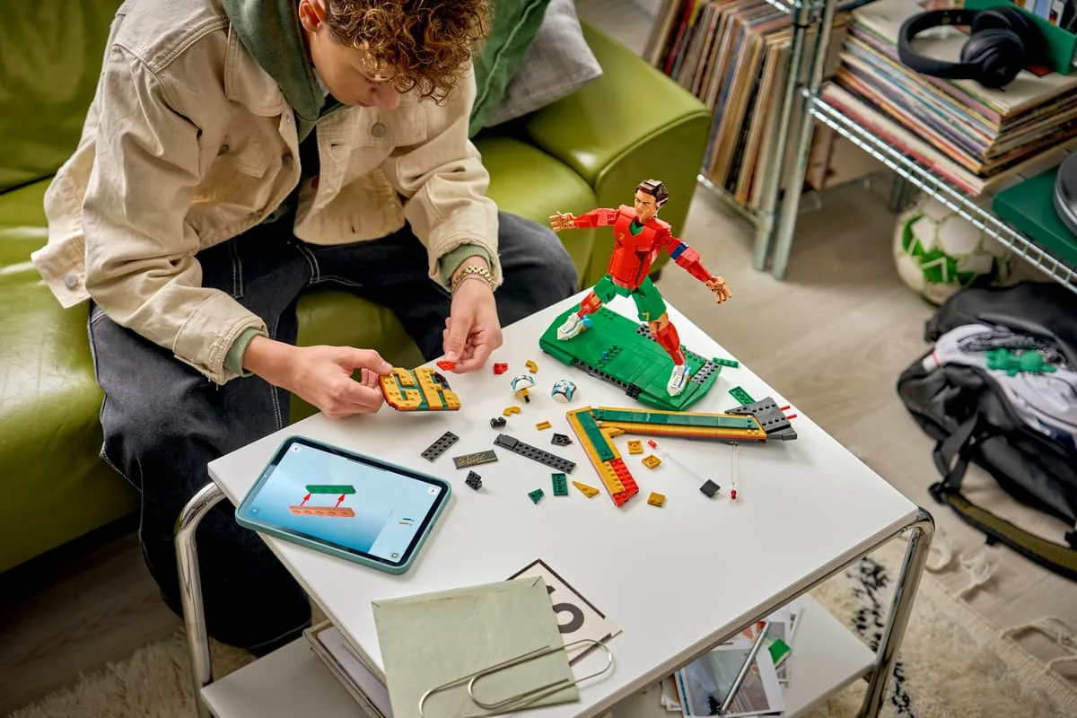Конструктор LEGO Editions Криштиану Роналду — легенда футбола (43016) — фото 4