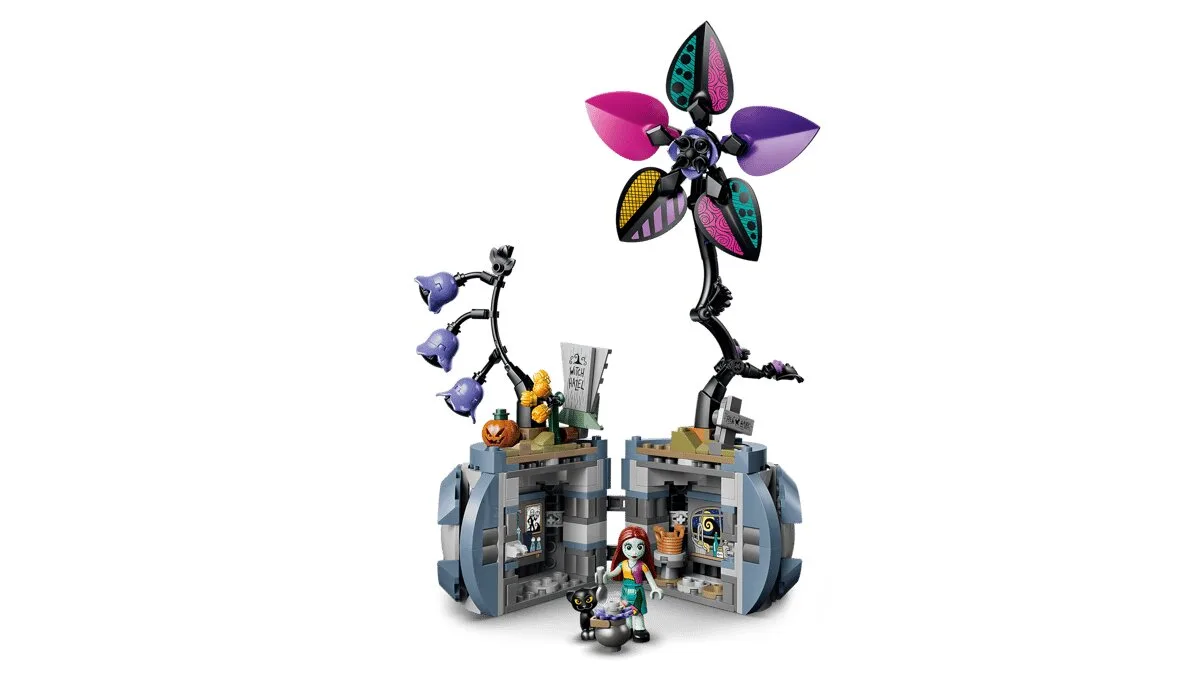 Конструктор LEGO Disney Цветочный горшок Салли (43288) — фото 3