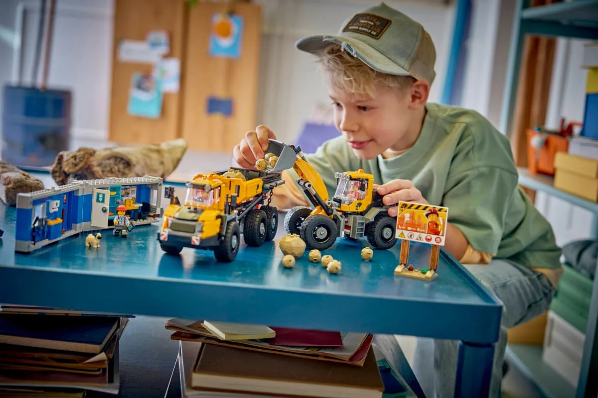 Конструктор LEGO City Самосвал и фронтальный ковшовый погрузчик (60494) — фото 8