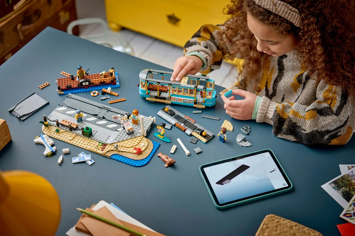 Конструктор LEGO City Классический пляжный трамвай (60506) — фото 6