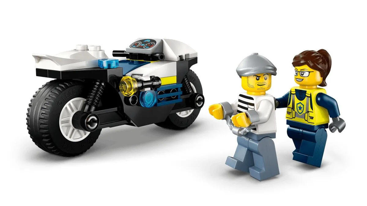 Конструктор LEGO City Погоня на полицейском мотоцикле (60455) — фото 4