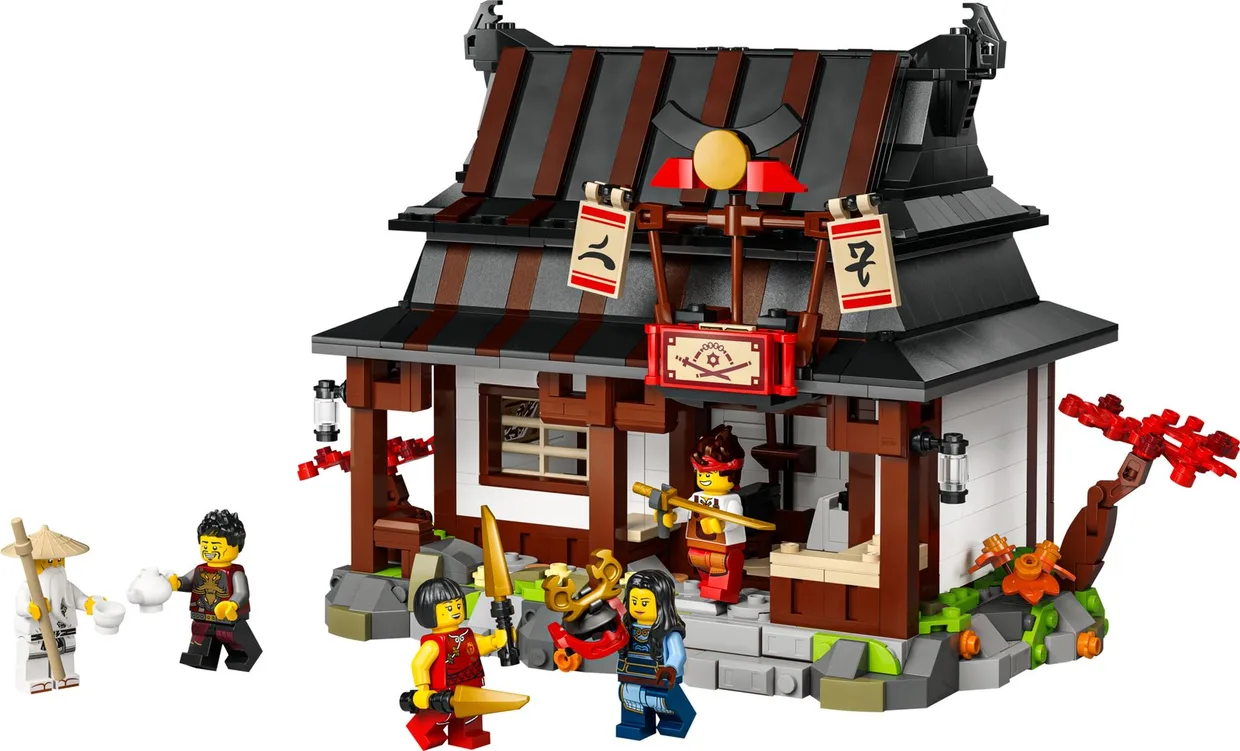 Конструктор LEGO Ninjago Кузница «Четыре оружия» к 15-летию (71858)