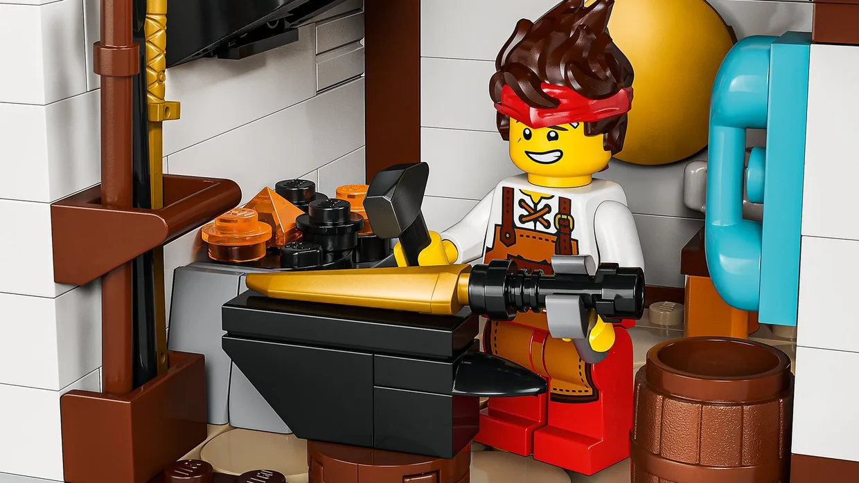 Конструктор LEGO Ninjago Кузница «Четыре оружия» к 15-летию (71858) — фото 5
