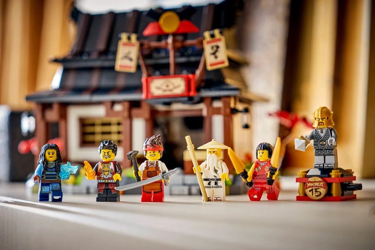 Конструктор LEGO Ninjago Кузница «Четыре оружия» к 15-летию (71858) — фото 9