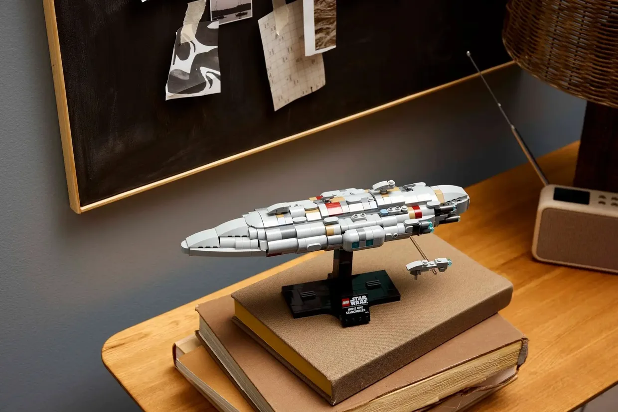 Конструктор LEGO Star Wars Звёздный крейсер «Дом один» (75405) — фото 8