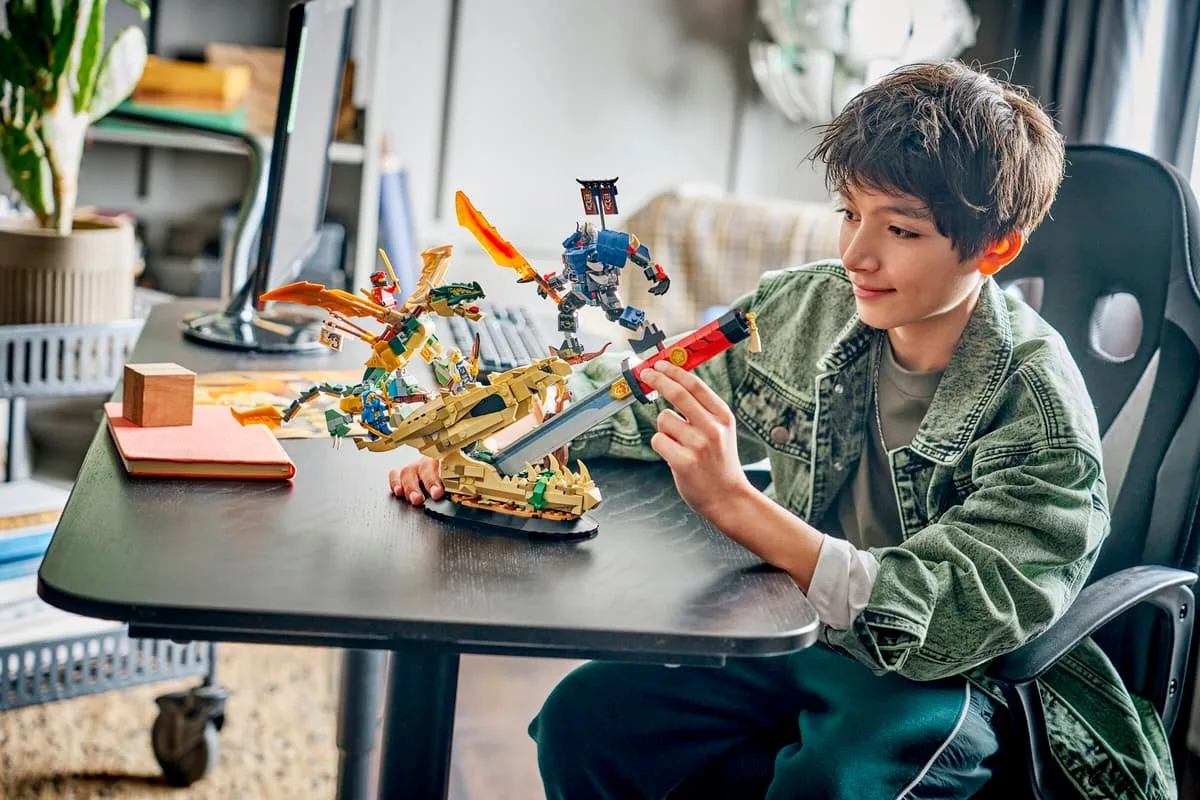 Конструктор LEGO Ninjago Битва возле черепа Дракона с мечом (71871) — фото 6