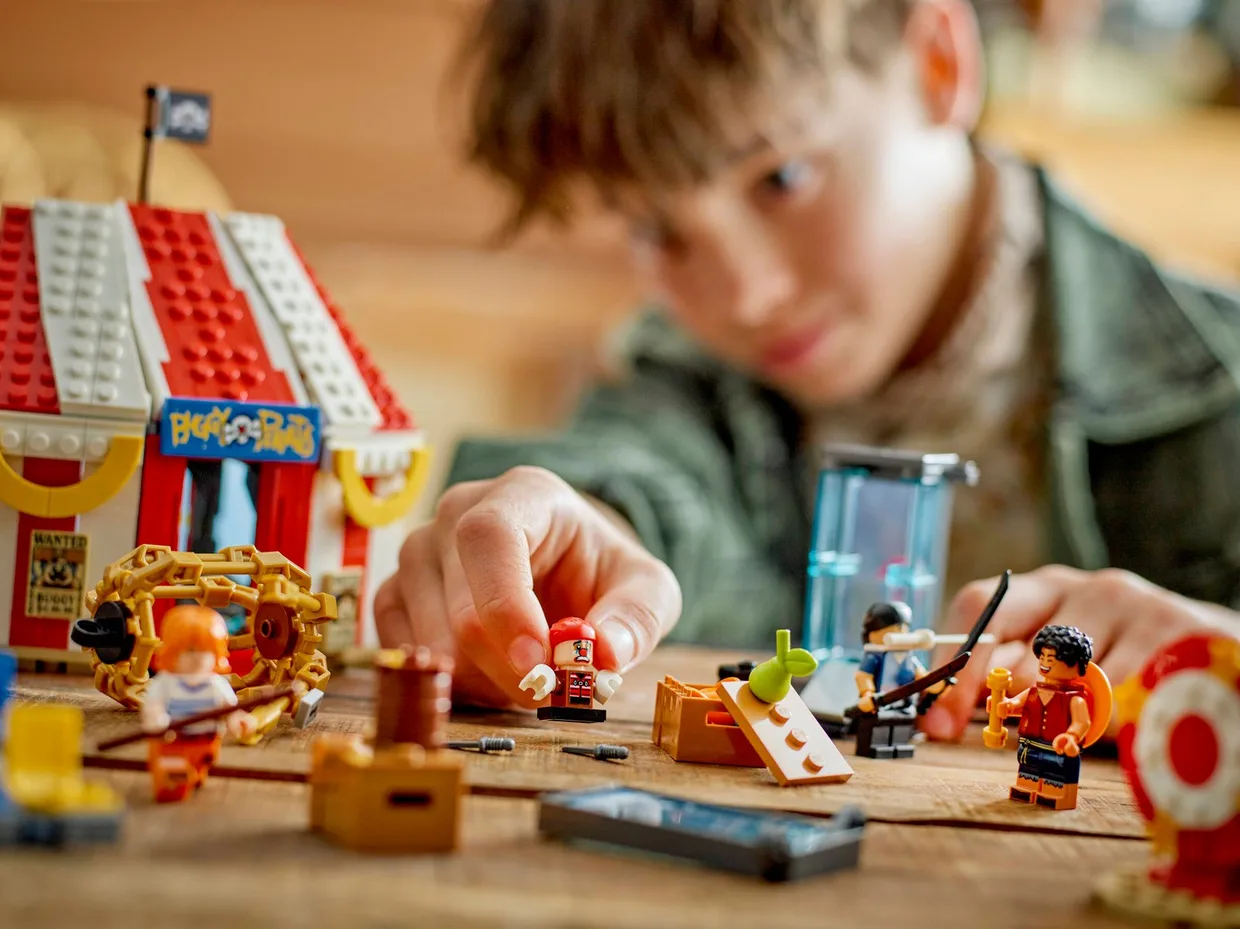 Конструктор LEGO ONE PIECE Цирковой шатер клоуна Багги (75637) — фото 6