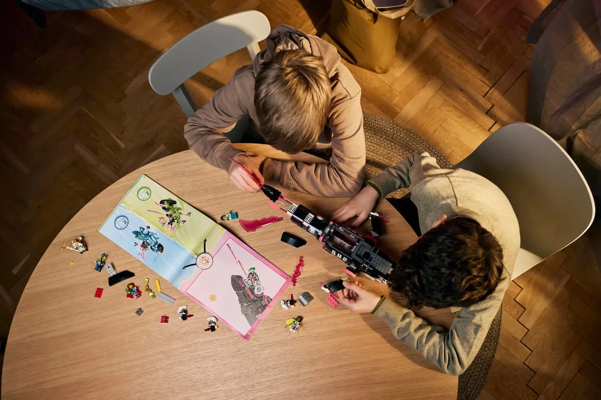 Конструктор LEGO DREAMZzz Страхітливий підводний човен «Акула» (71500) — фото 9