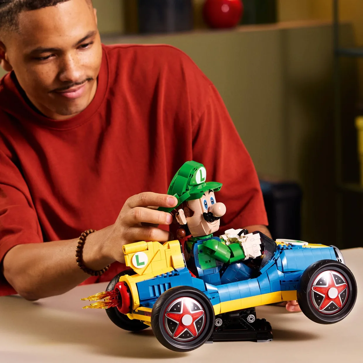 Конструктор LEGO Super Mario Mario Kart – Луиджи и Mach 8 (72050) — фото 4