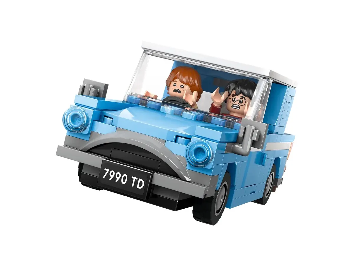 Конструктор LEGO Harry Potter Летающий Форд «Англия» (76424)