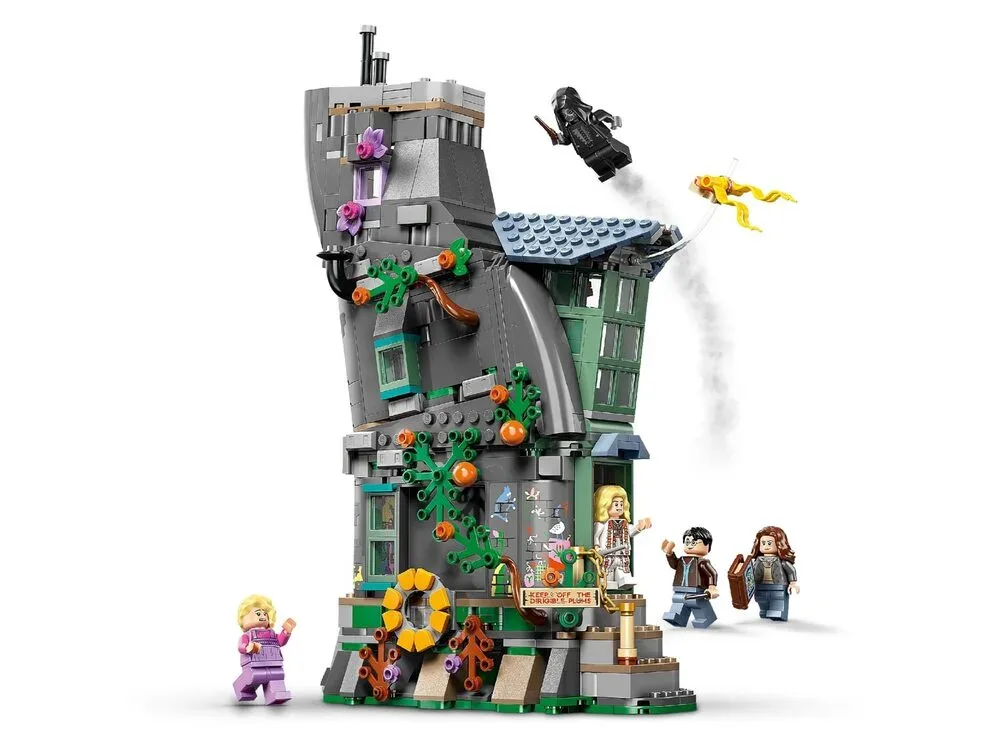 Конструктор LEGO Harry Potter Дом Луны Лавгуд (76467)