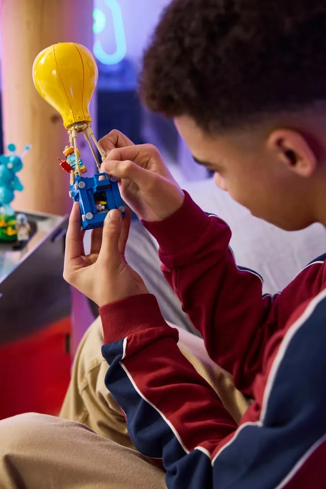Конструктор LEGO Fortnite Сброс припасов (77080) — фото 9