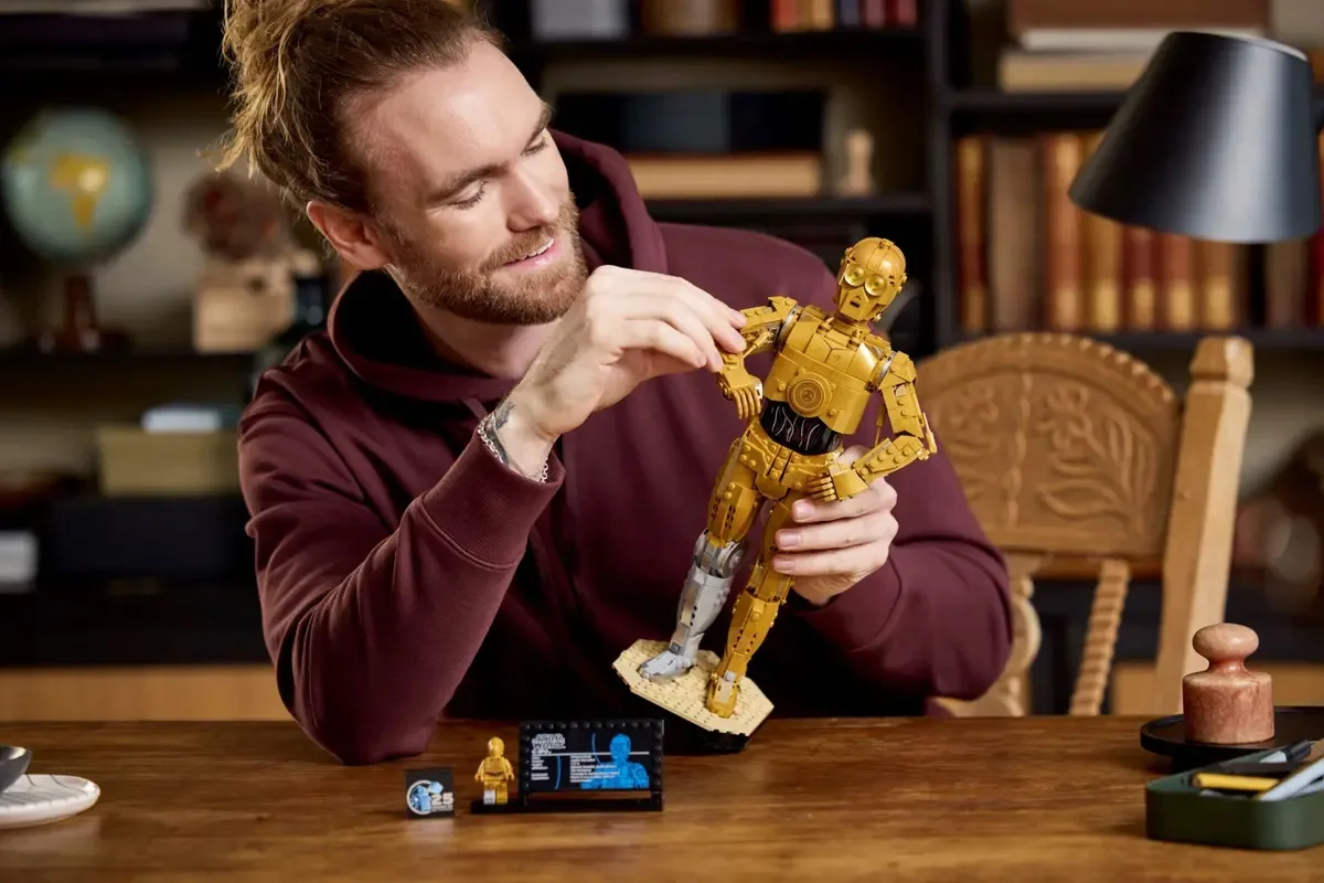 Конструктор LEGO Star Wars C-3PO (75398) — фото 3