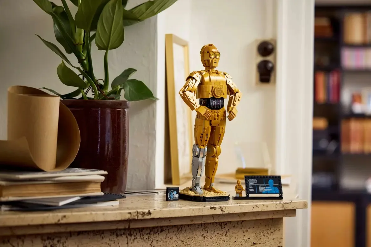Конструктор LEGO Star Wars C-3PO (75398) — фото 5