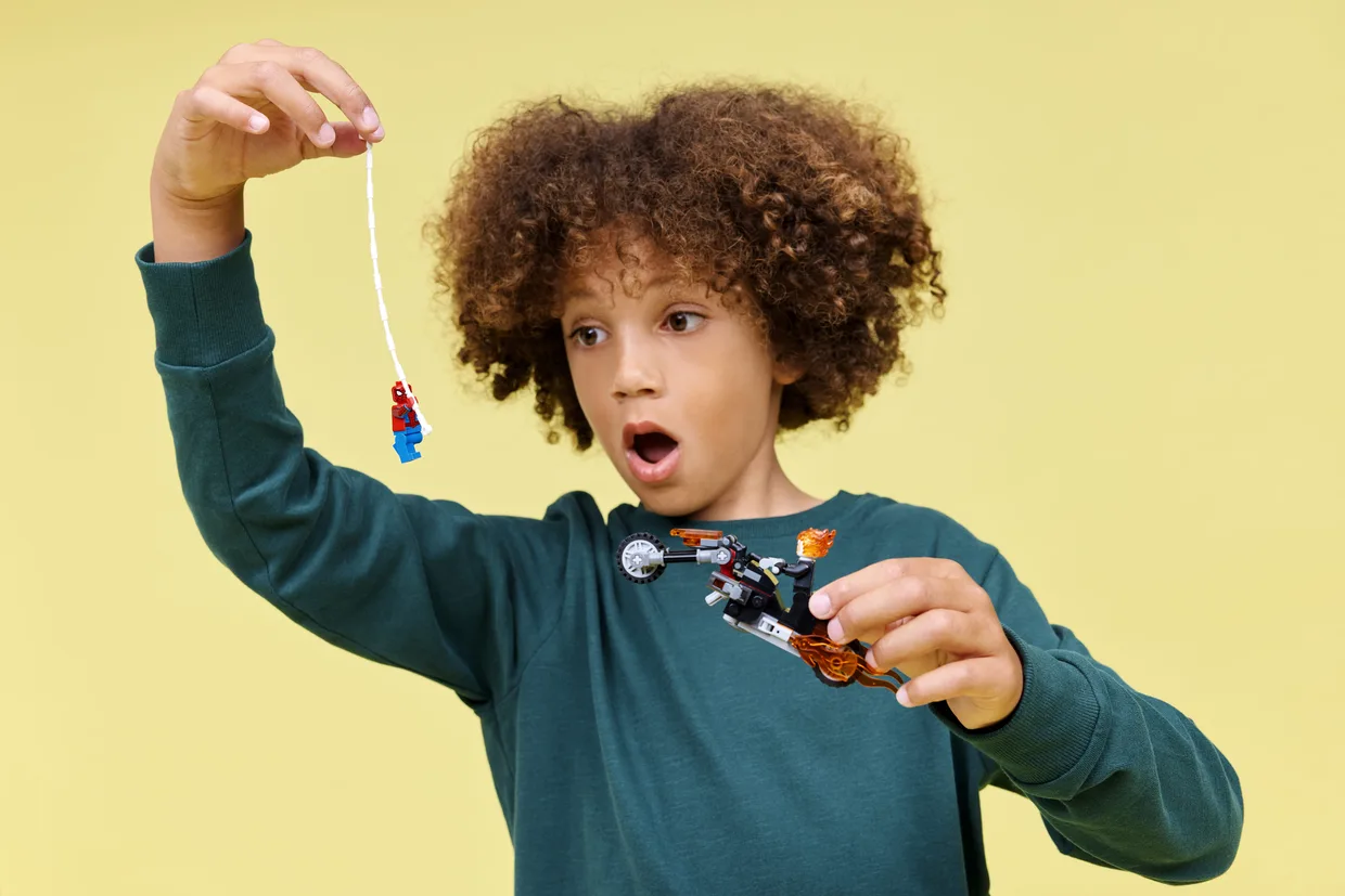 Конструктор LEGO Marvel Человек-паук против Призрачного гонщика на мотоцикле (76335) — фото 5