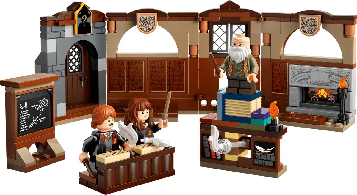 Конструктор LEGO Harry Potter Замок Гоґвортс: урок замовлянь (76442) — фото 5