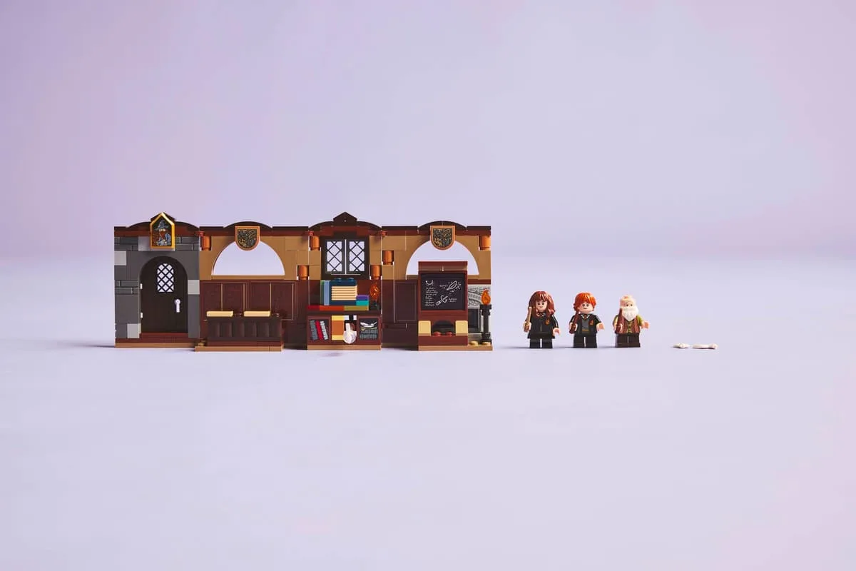 Конструктор LEGO Harry Potter Замок Гоґвортс: урок замовлянь (76442) — фото 6