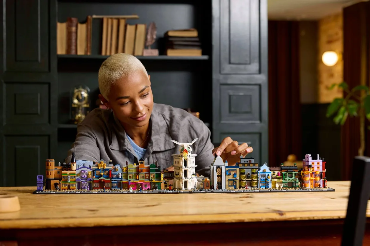 Конструктор LEGO Harry Potter Алея Діаґон. Чаклунські крамниці (76444) — фото 6