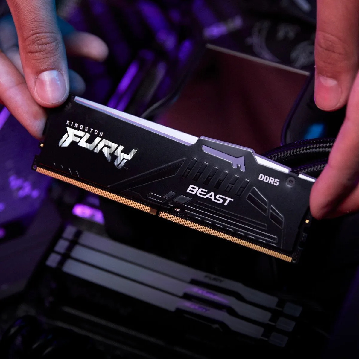 Оперативная память Kingston Fury Beast RGB DDR5 32GB/5600 Black (KF556C36BBE2A-32) — фото 4