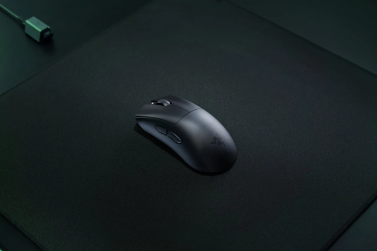 Мышь Razer DeathAdder V3 HyperSpeed Black (RZ01-05140100-R3G1) — фото 5