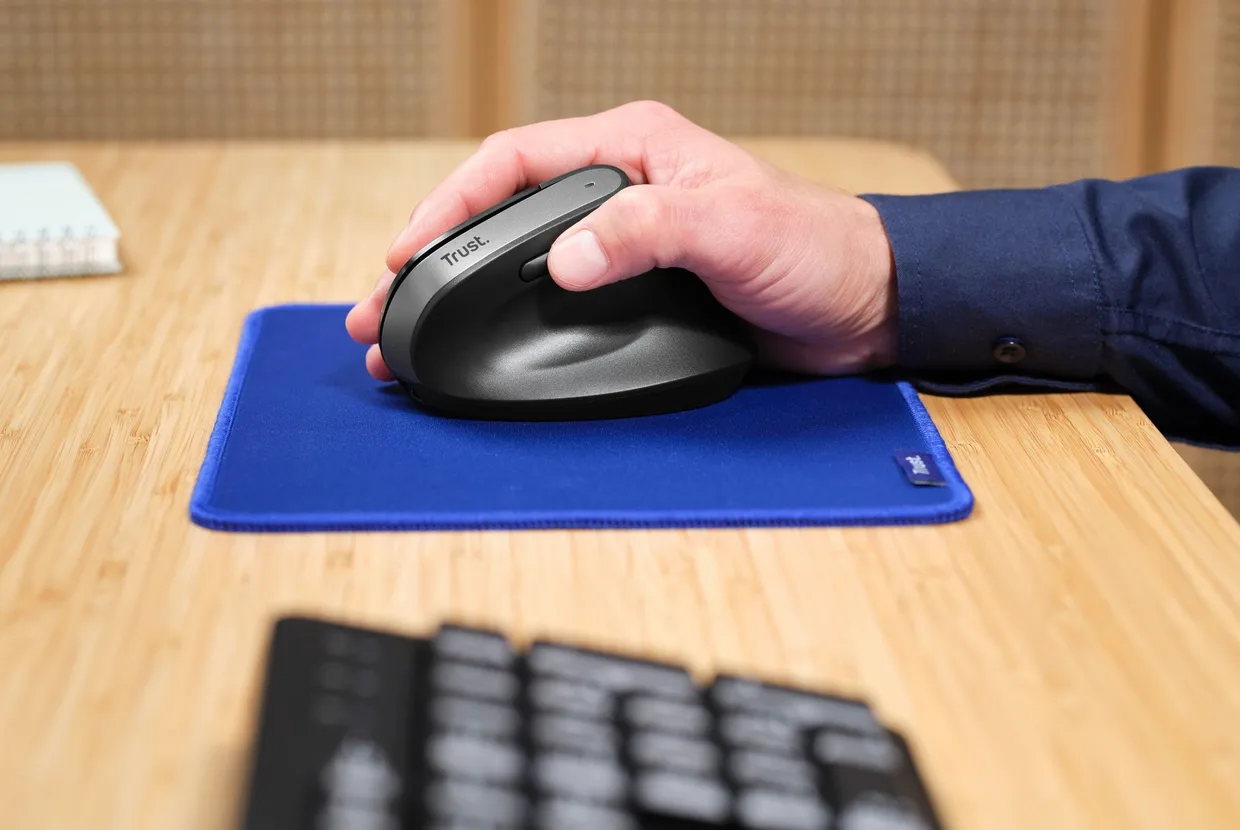Мышь Trust Bayo+ Multi-Device Ergonomic Black (25146) — фото 3