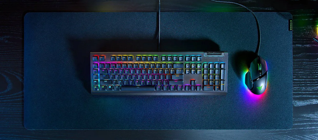 Клавіатура Razer BlackWidow V4 X Green Switch Rus Black (RZ03-04700800-R3R1) — фото 2