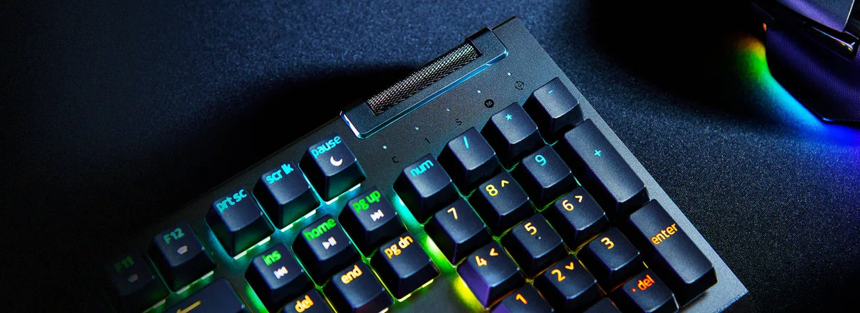 Клавіатура Razer BlackWidow V4 X Green Switch Rus Black (RZ03-04700800-R3R1) — фото 4