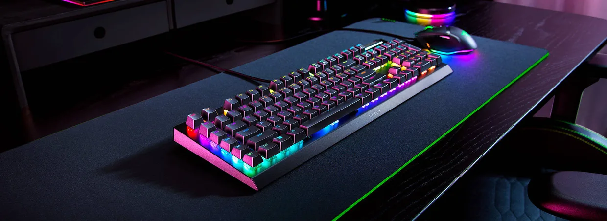 Клавіатура Razer BlackWidow V4 X Green Switch Rus Black (RZ03-04700800-R3R1) — фото 6