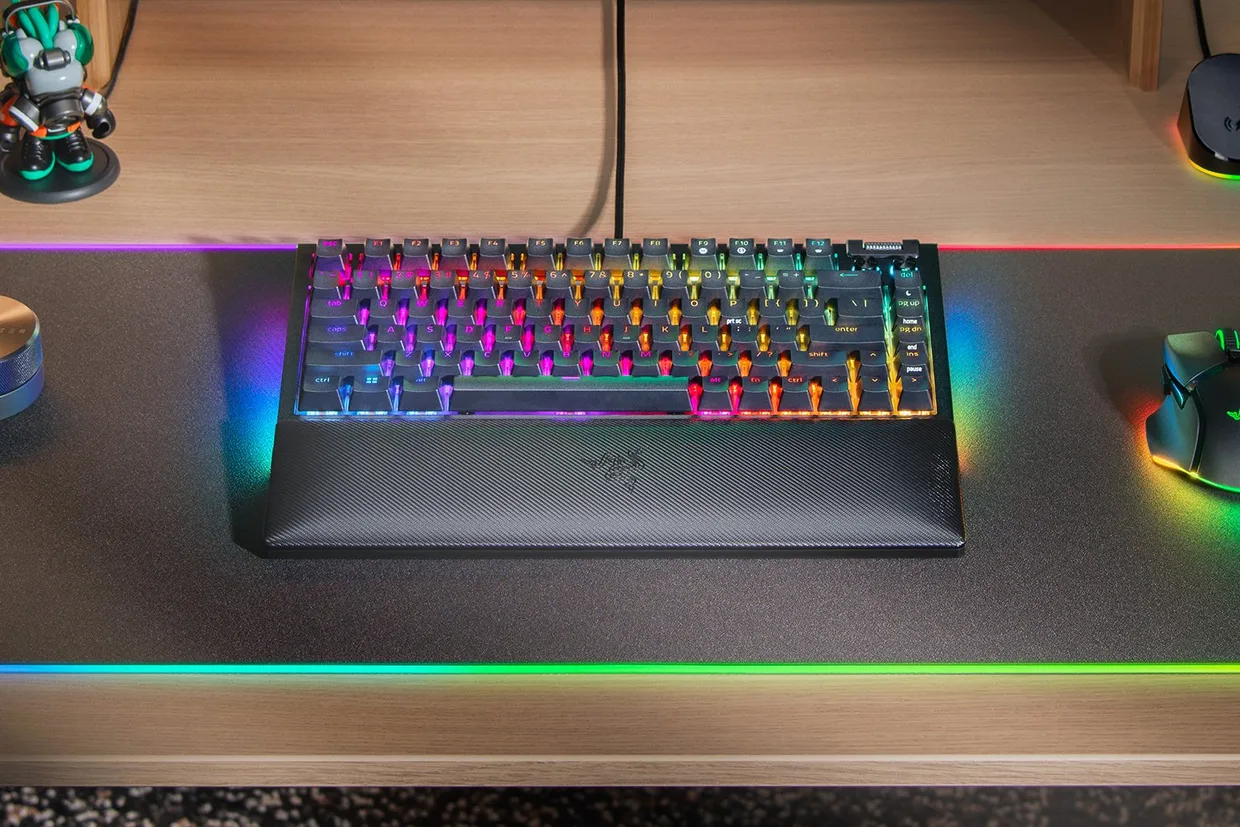 Клавиатура Razer BlackWidow V4 75% Orange Switch Black (RZ03-05000100-R3M1) — фото 2