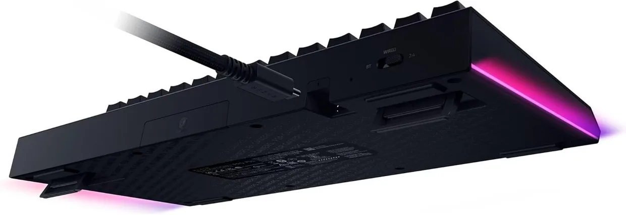 Клавиатура Razer BlackWidow V4 Pro 75% Wireless Orange Switch Black (RZ03-05130100-R3M1) — фото 6