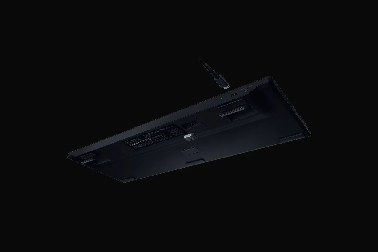 Клавіатура Razer BlackWidow V4 Low-profile HyperSpeed Green Switch Black (RZ03-05270100-R3M1) — фото 7