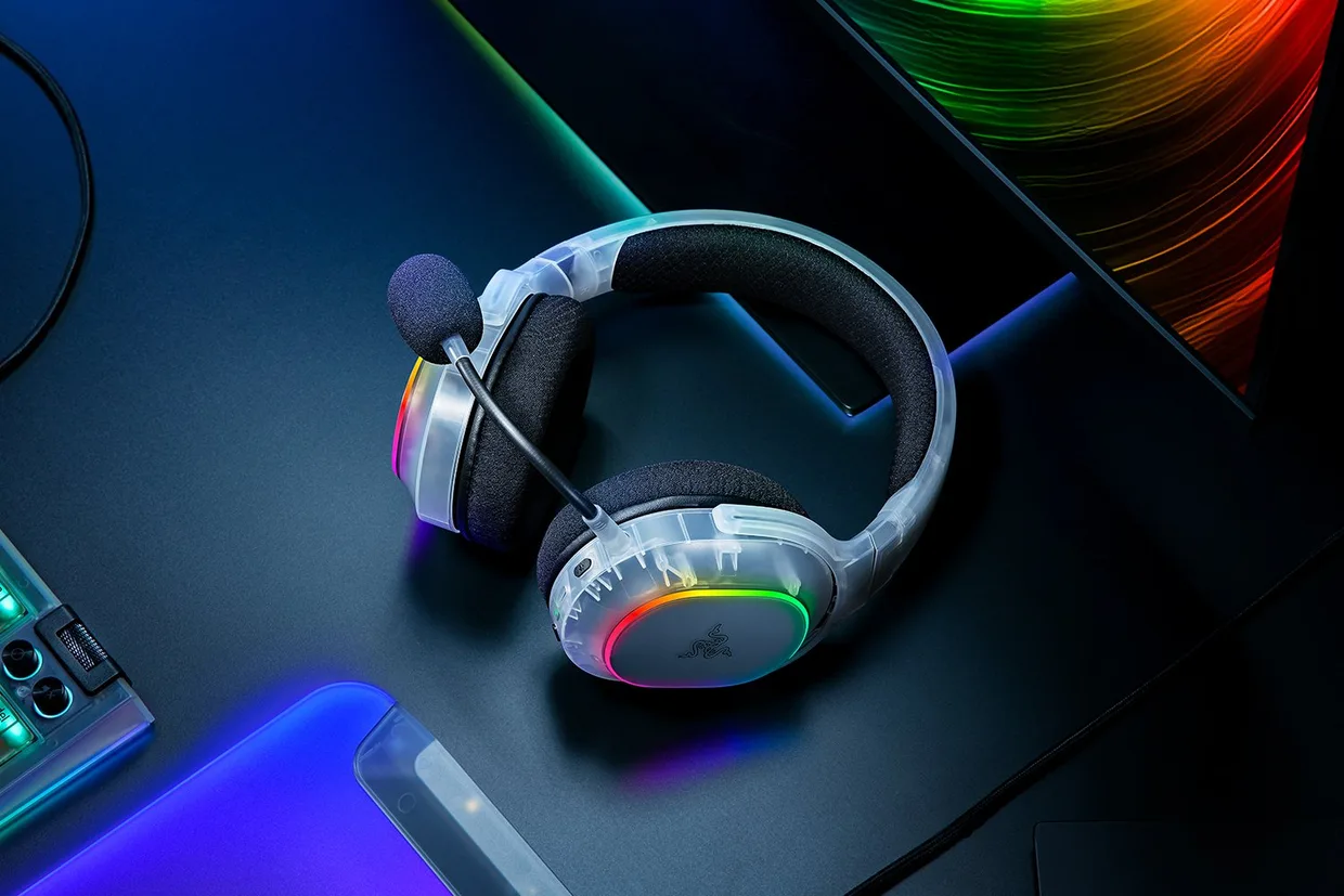 Наушники Razer Barracuda X Chroma Phantom White Edition (RZ04-05220400-R3M1) — фото 10