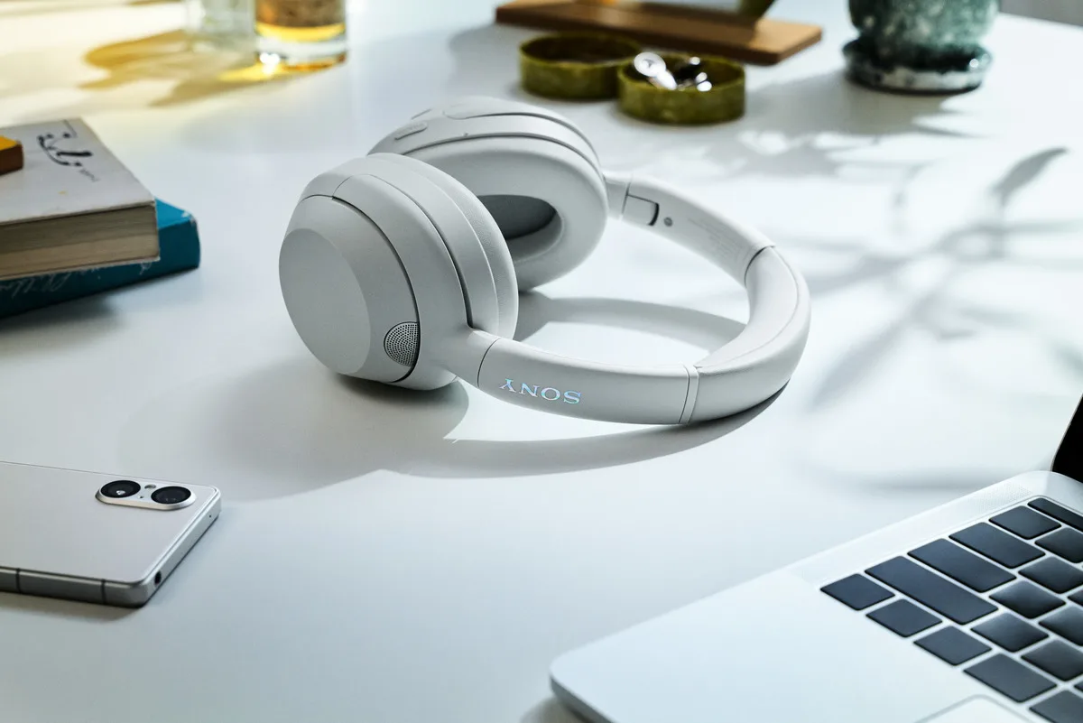 Наушники Sony ULT WEAR Off White (WHULT900NW.CE7) — фото 2