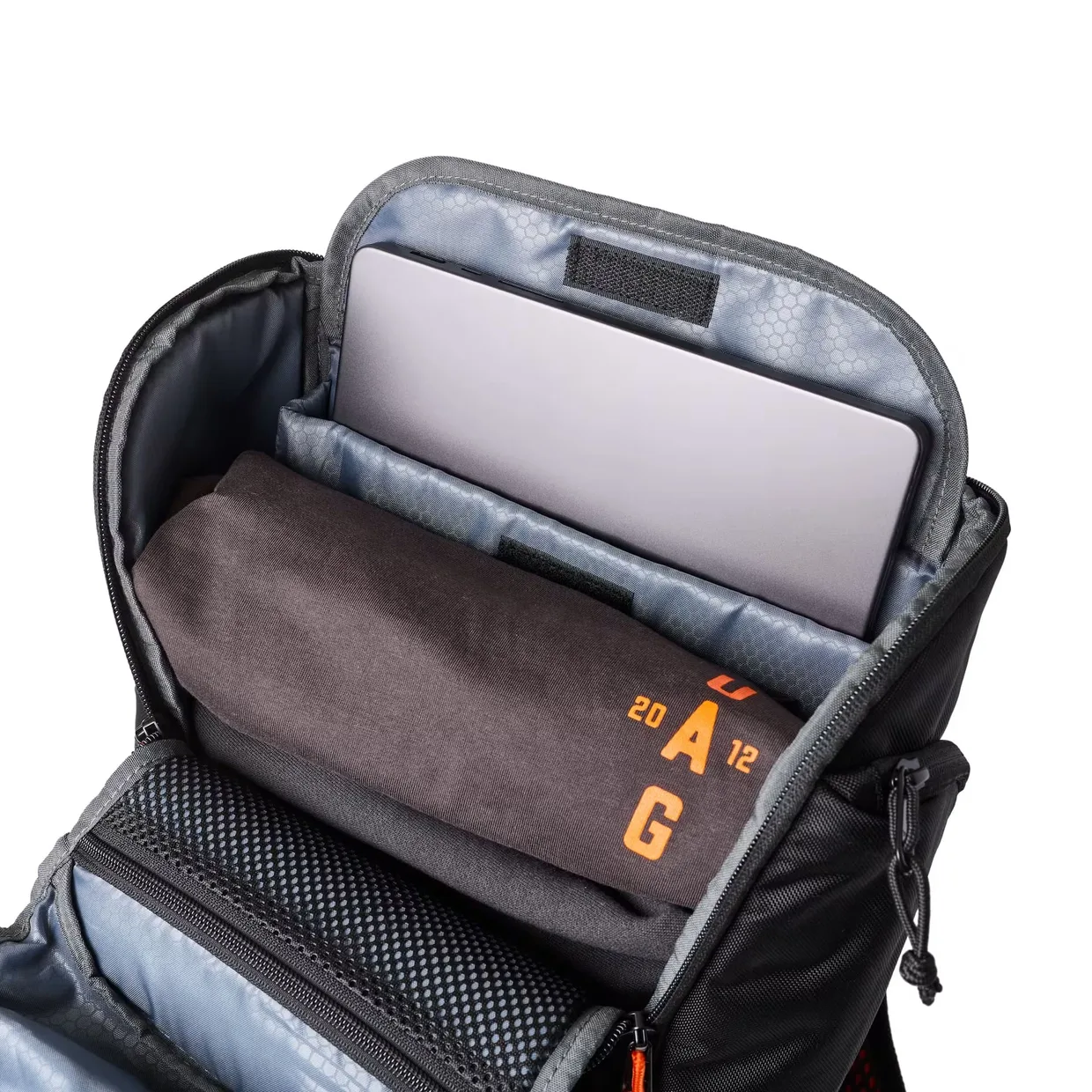 Рюкзак для ноутбука UAG Civilian Backpack 20L 16" Black/Orange — фото 4