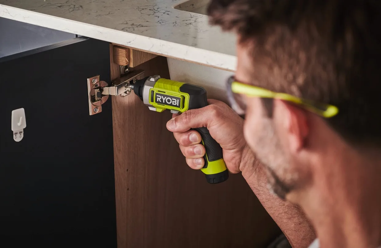 Отвертка аккумуляторная Ryobi USB Lithium RSD4-120T с АКБ 2 А·ч — фото 5